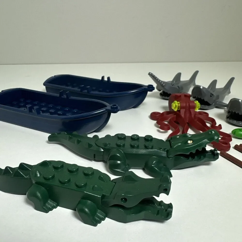 LEGO Ocean Animal Minifigures Lot Sawfish Shark Dark Red Octopus Crocodile boat